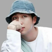 دانلود آهنگ Neva Play از نامجون و مگان دی استالین با متن