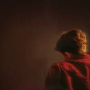 آهنگ فامبلینگ از آگوستین با پخش آنلاین