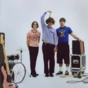 آهنگ انجوی د راید از آلماست ماندی با پخش آنلاین